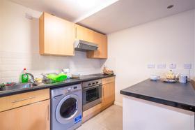 1 bedroom student apartment in Crookesmoor, Sheffield