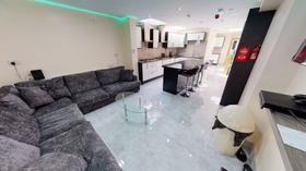 9 bedroom student house in Selly Oak, Birmingham