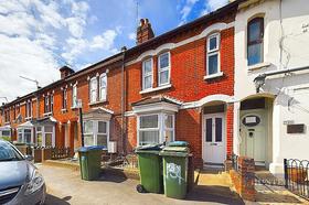 5 bedroom student house in The Polygon, Southampton