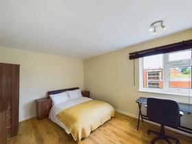 1 bedroom student apartment in Golden Triangle, Loughborough