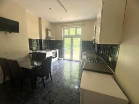 6 bedroom student house in Sharrow, Sheffield