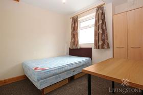 4 bedroom student house in Clarendon Park, Leicester