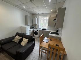 1 bedroom student apartment in Crookesmoor, Sheffield