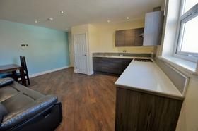 2 bedroom student house in City Centre, Leeds