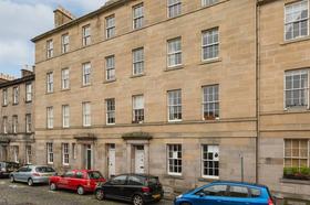 1 bedroom student apartment in Stockbridge, Edinburgh