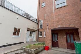 6 bedroom student apartment in Town Centre, Leamington Spa