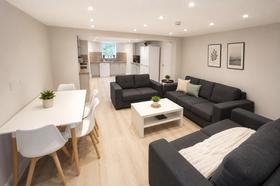 8 bedroom student house in Hyde Park, Leeds
