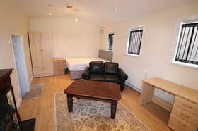 1 bedroom student apartment in Hyde Park, Leeds