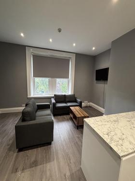 2 bedroom student house in Headingley, Leeds
