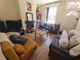 4 bedroom student house in Hyde Park, Leeds