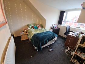 3 bedroom student house in Hyde Park, Leeds