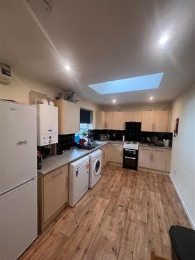 3 bedroom student house in Ecclesall, Sheffield