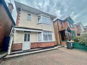 4 bedroom student house in Winton, Bournemouth