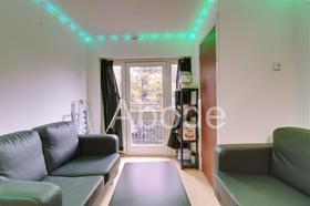 4 bedroom student apartment in Hyde Park, Leeds