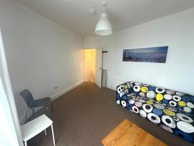 1 bedroom student apartment in Broomhall, Sheffield