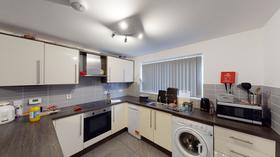 4 bedroom student house in City Centre, Nottingham