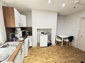 2 bedroom student house in Headingley, Leeds