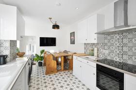 8 bedroom student house in Fishponds, Bristol