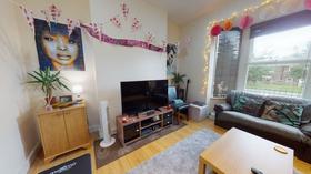 4 bedroom student house in Hyde Park, Leeds
