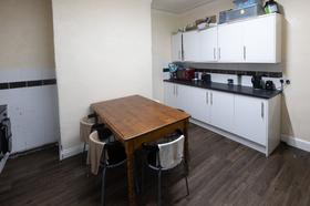 5 bedroom student house in Woodhouse, Leeds