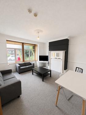 6 bedroom student house in Headingley, Leeds