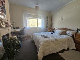 3 bedroom student house in Hyde Park, Leeds