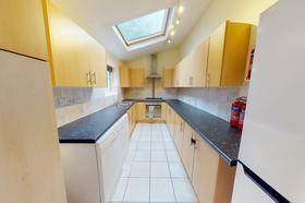 6 bedroom student house in Lenton, Nottingham