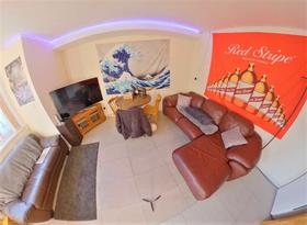 4 bedroom student house in Hyde Park, Leeds