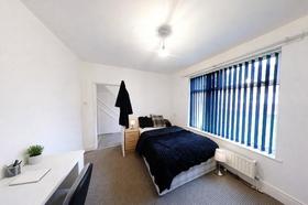 3 bedroom student house in Clarendon Park, Leicester