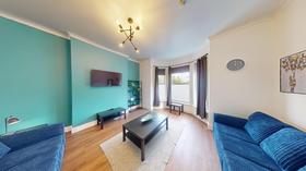 8 bedroom student house in Forest Fields, Nottingham