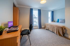 6 bedroom student house in Brynmill, Swansea