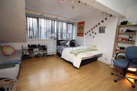 5 bedroom student house in Woodhouse, Leeds