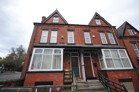 6 bedroom student house in Hyde Park, Leeds