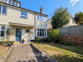 4 bedroom student apartment in Boscombe, Bournemouth