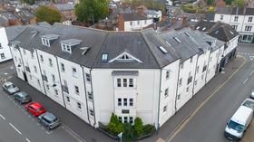 4 bedroom student apartment in Town Centre, Leamington Spa