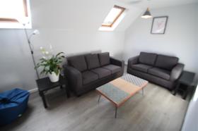3 bedroom student apartment in Hyde Park, Leeds