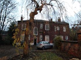 3 bedroom student house in Hyde Park, Leeds