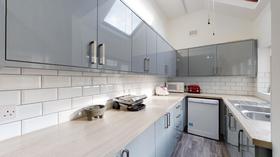 8 bedroom student house in Crookesmoor, Sheffield