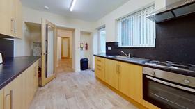 5 bedroom student house in Treforest, Pontypridd