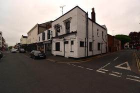 4 bedroom student apartment in Town Centre, Leamington Spa