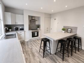 6 bedroom student house in Headingley, Leeds
