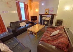 9 bedroom student house in Woodhouse, Leeds