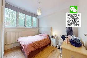3 bedroom student apartment in Chelsea, London