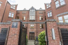 3 bedroom student apartment in Town Centre, Leamington Spa