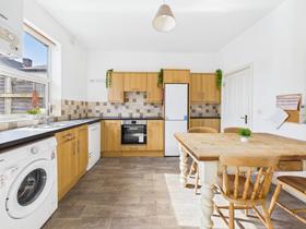 4 bedroom student house in Highfield, Sheffield