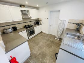 6 bedroom student house in Penkhull, Stoke-on-Trent