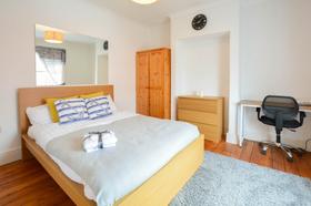 4 bedroom student house in Clarendon Park, Leicester