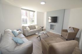 8 bedroom student house in Heaton, Newcastle
