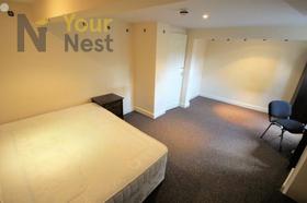6 bedroom student house in Headingley, Leeds