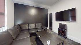 5 bedroom student house in Hyde Park, Leeds